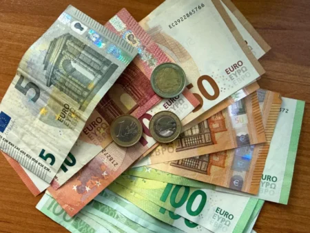 Premijų sąlygos paaiškintos paprastais pavyzdžiais