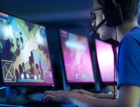 Kodėl internetiniai žaidimai keičia tai, kaip žmonės randa bendruomenes